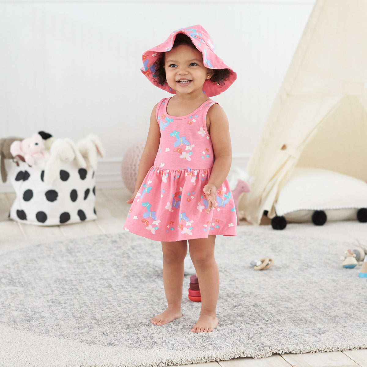 3-Piece Baby Girls Butterfly Dress-Up Set, lifestyle photo 1