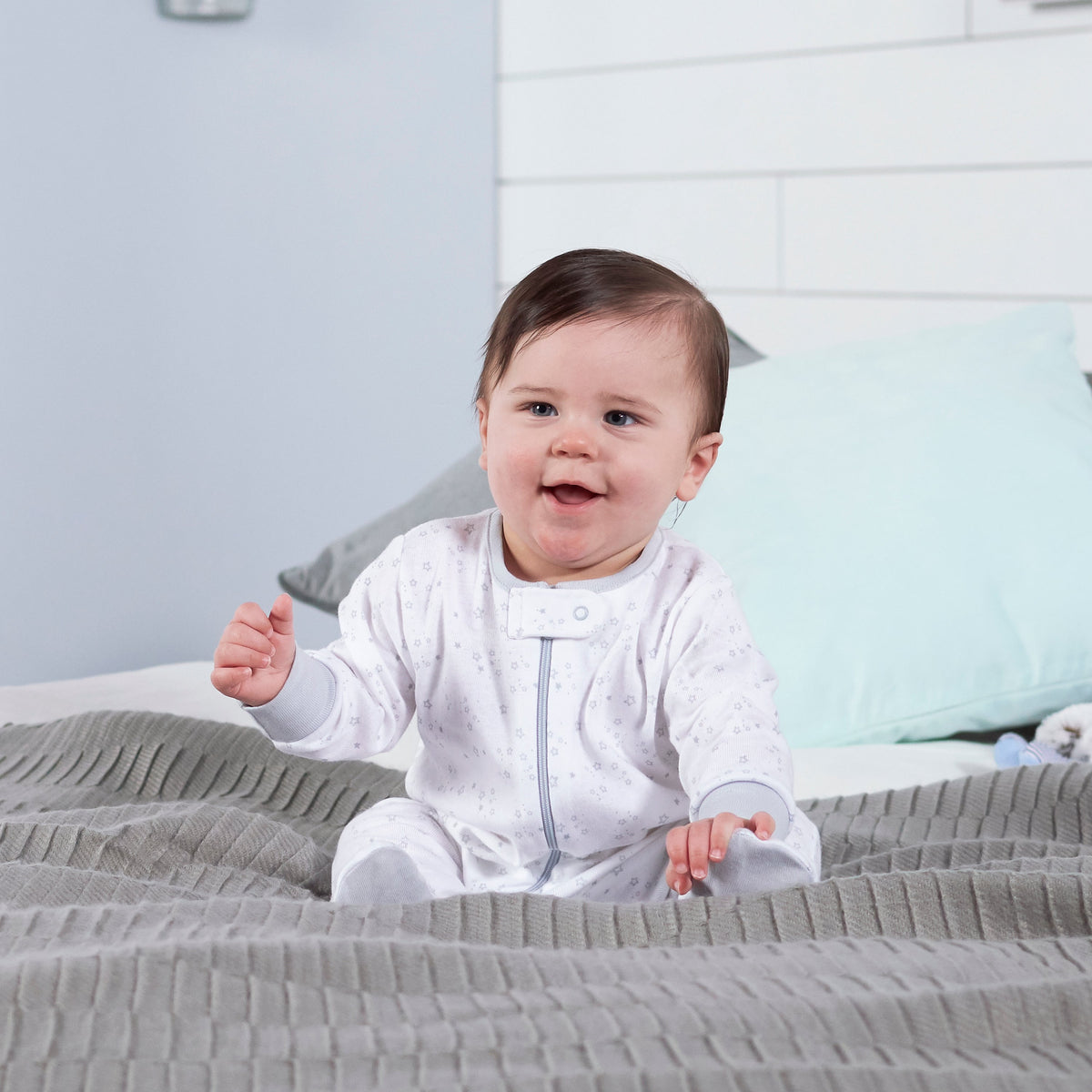 4-Piece Neutral Lamb Take-Me-Home Set, lifestyle photo 2