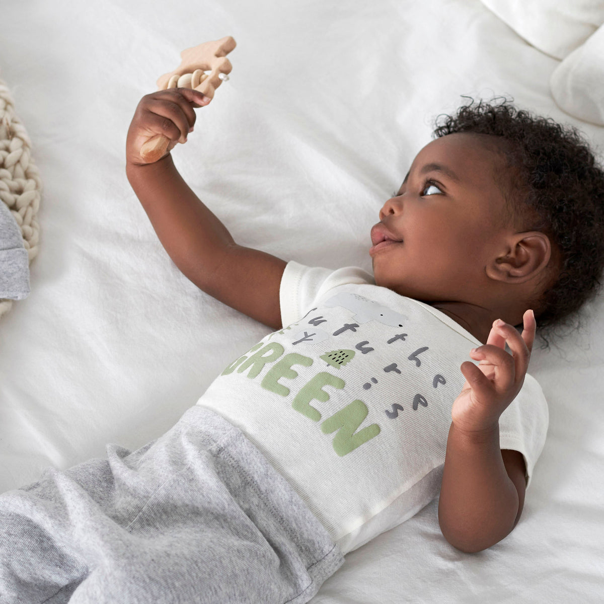 4-Piece Baby Boys Bear Outfit Set, lifestyle photo 1