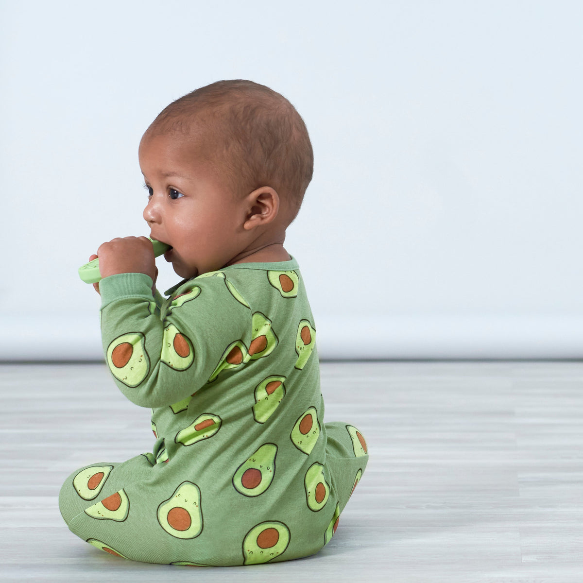 2-Pack Baby Neutral Avocado Sleep 'N Plays, lifestyle photo 2