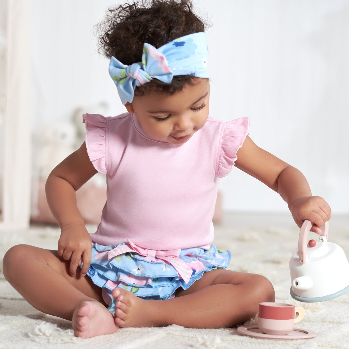 3-Piece Baby Girls Periwinkle Garden Onesies Bodysuit, Diaper Cover & Headband Set, lifestyle photo 8