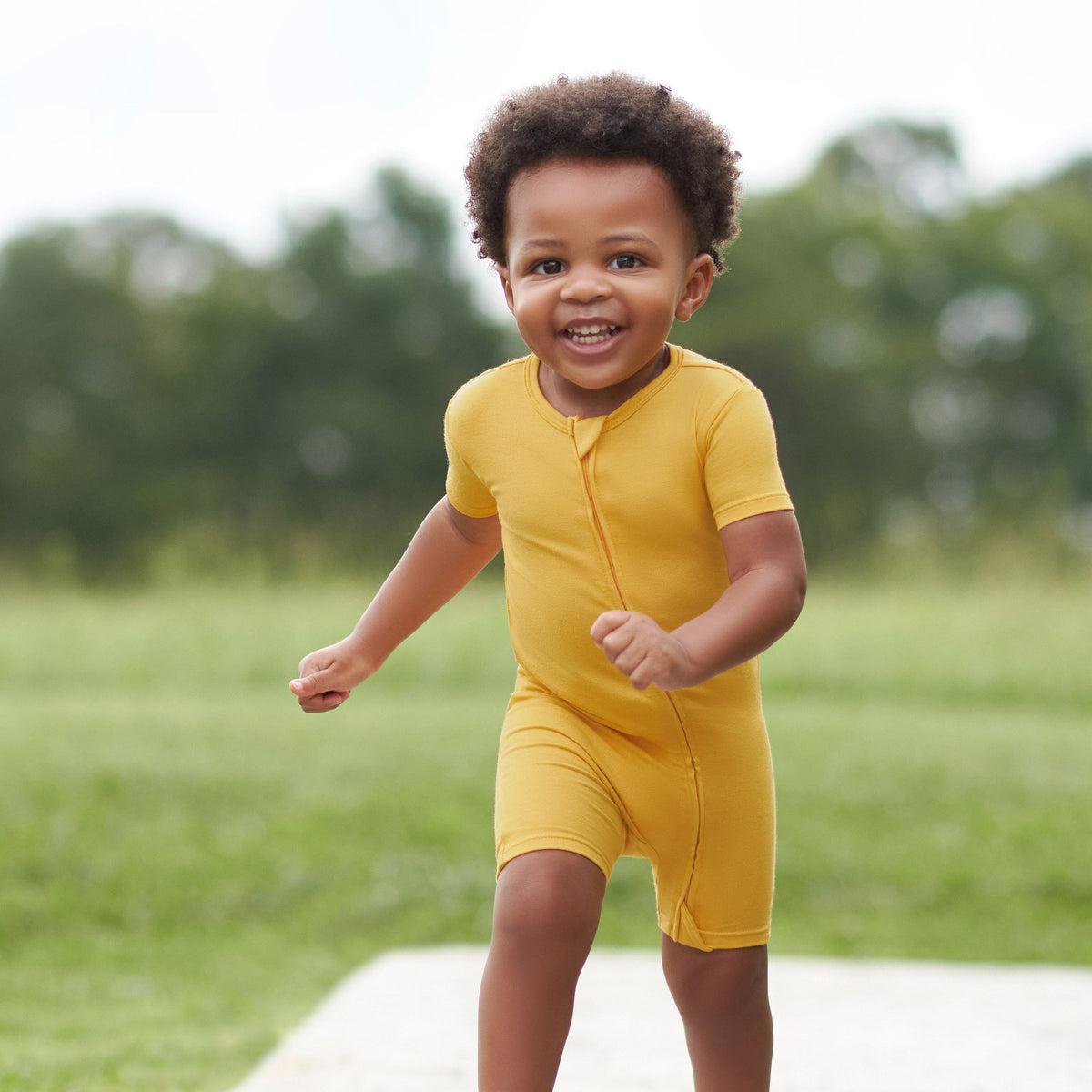 Baby Honey Buttery Soft Viscose Made from Eucalyptus Snug Fit Romper, lifestyle photo 3