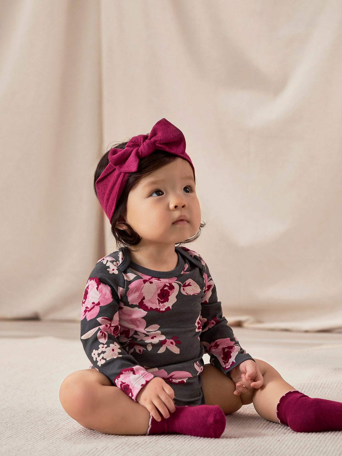Baby Girls Wine Headband, lifestyle photo 1