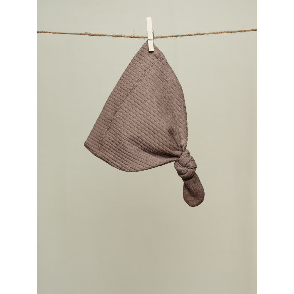 Modern Moments by Gerber Baby Neutral Brown Cap, lifestyle photo 1
