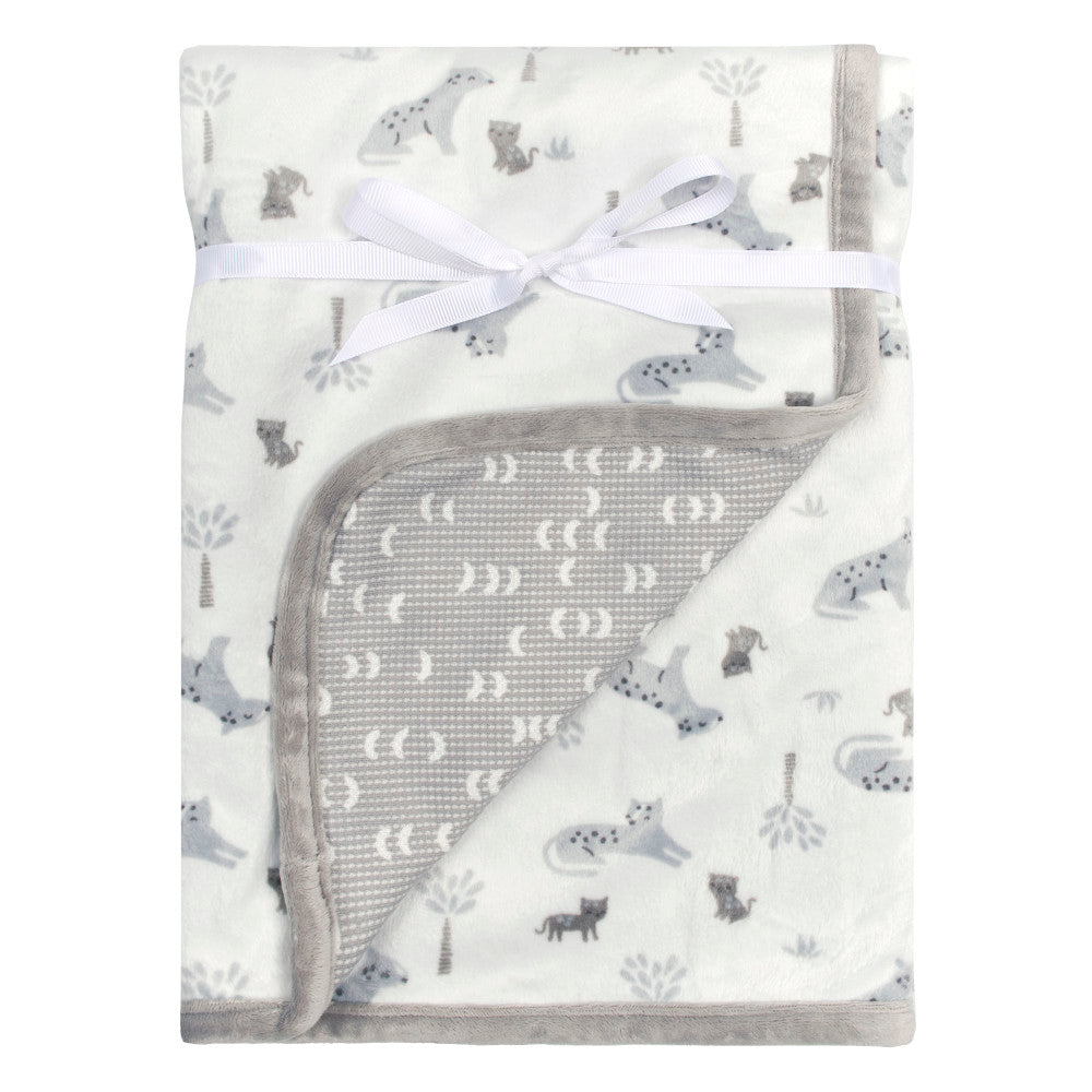 Modern Moments by Gerber Baby Neutral Safari 2 Ply Printed Blanket