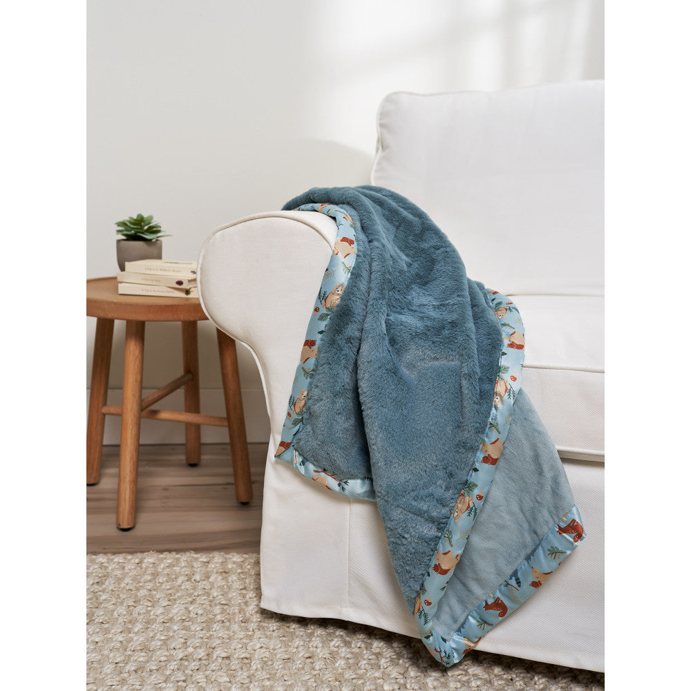 Modern Moments by Gerber Baby Boys Blue Satin Trim Blanket, lifestyle photo 3