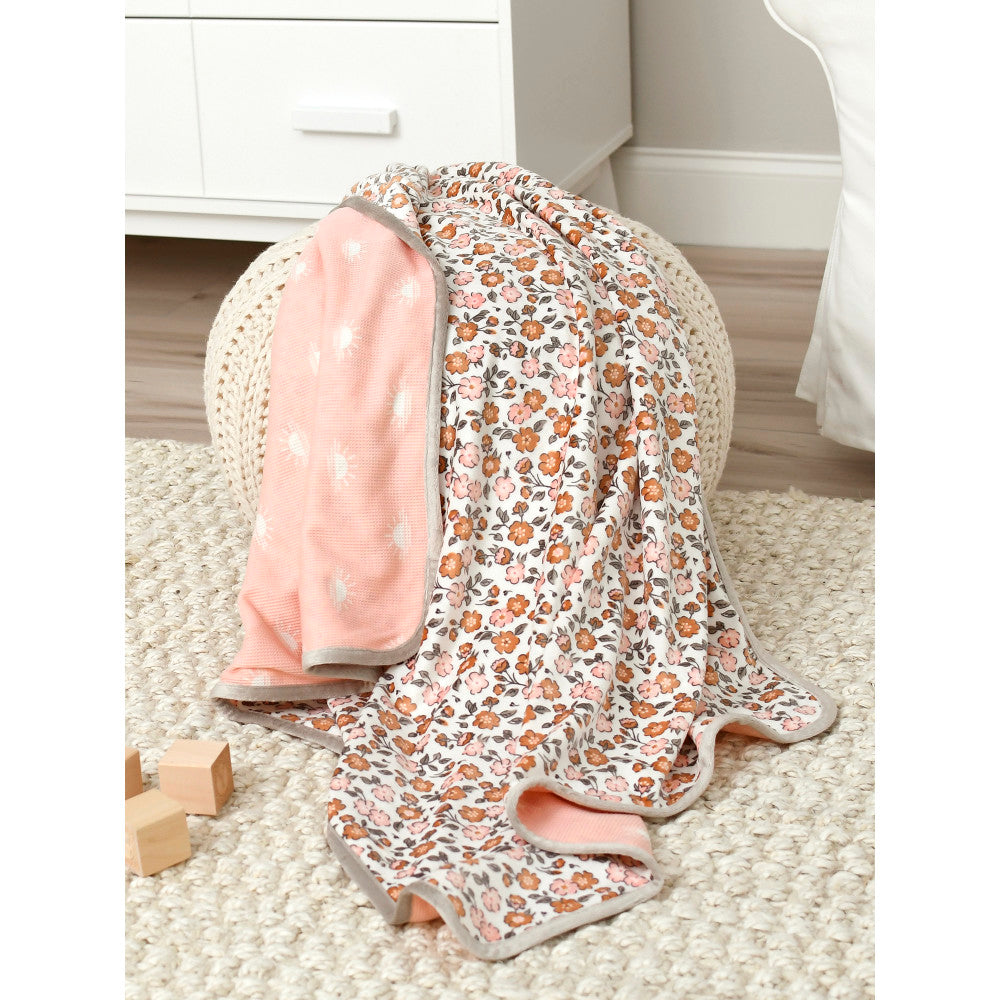 Modern Moments by Gerber Baby Girls Pink 2-Ply Printed Blanket, lifestyle photo 1