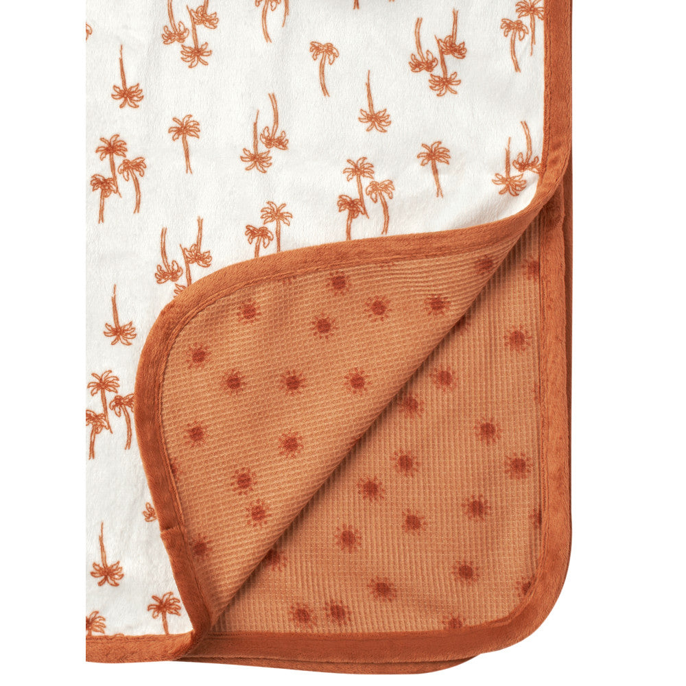 Modern Moments by Gerber Baby Neutral Terra 2-Ply Printed Blanket, close-up detail 1
