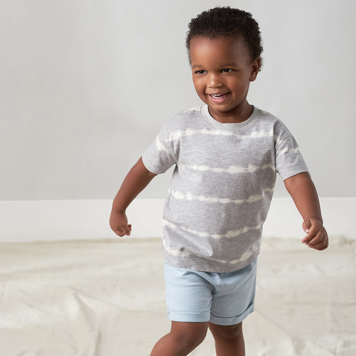 Modern Moments by Gerber 3-Pack Infant & Toddler Boys Tie Dye & Blue Shorts, view 3