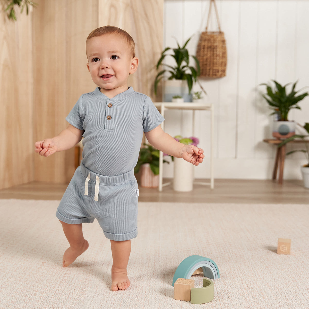 2-Piece Baby Boys Blue Bodysuit and Shorts Set, view 5