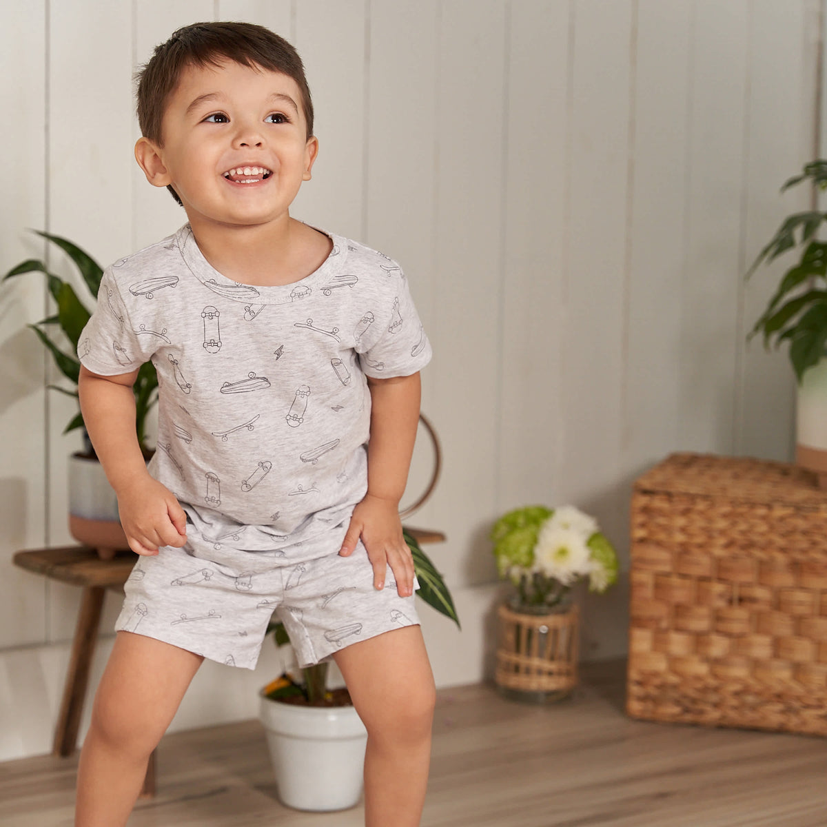 2-Piece Baby & Toddler Boys Heather Skateboard T-Shirt and Shorts Set, view 2