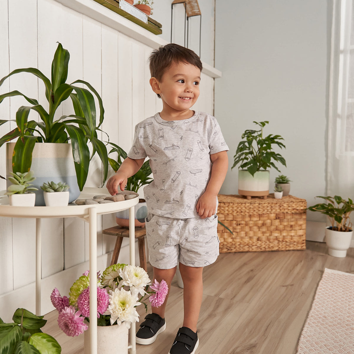 2-Piece Baby & Toddler Boys Heather Skateboard T-Shirt and Shorts Set, view 3