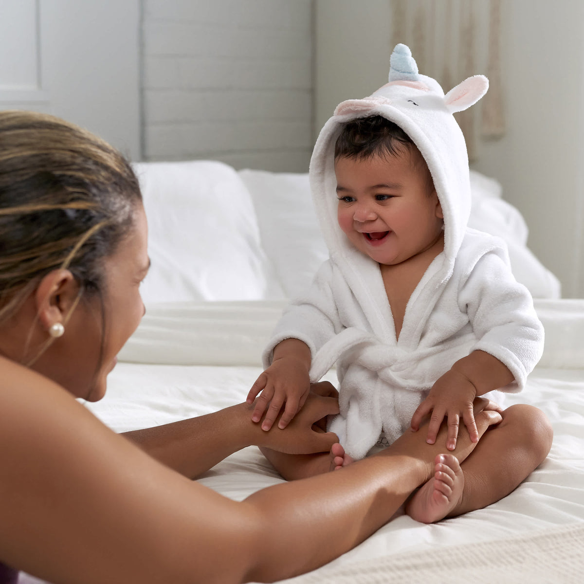 Baby Girls White Unicorn Robe, view 3
