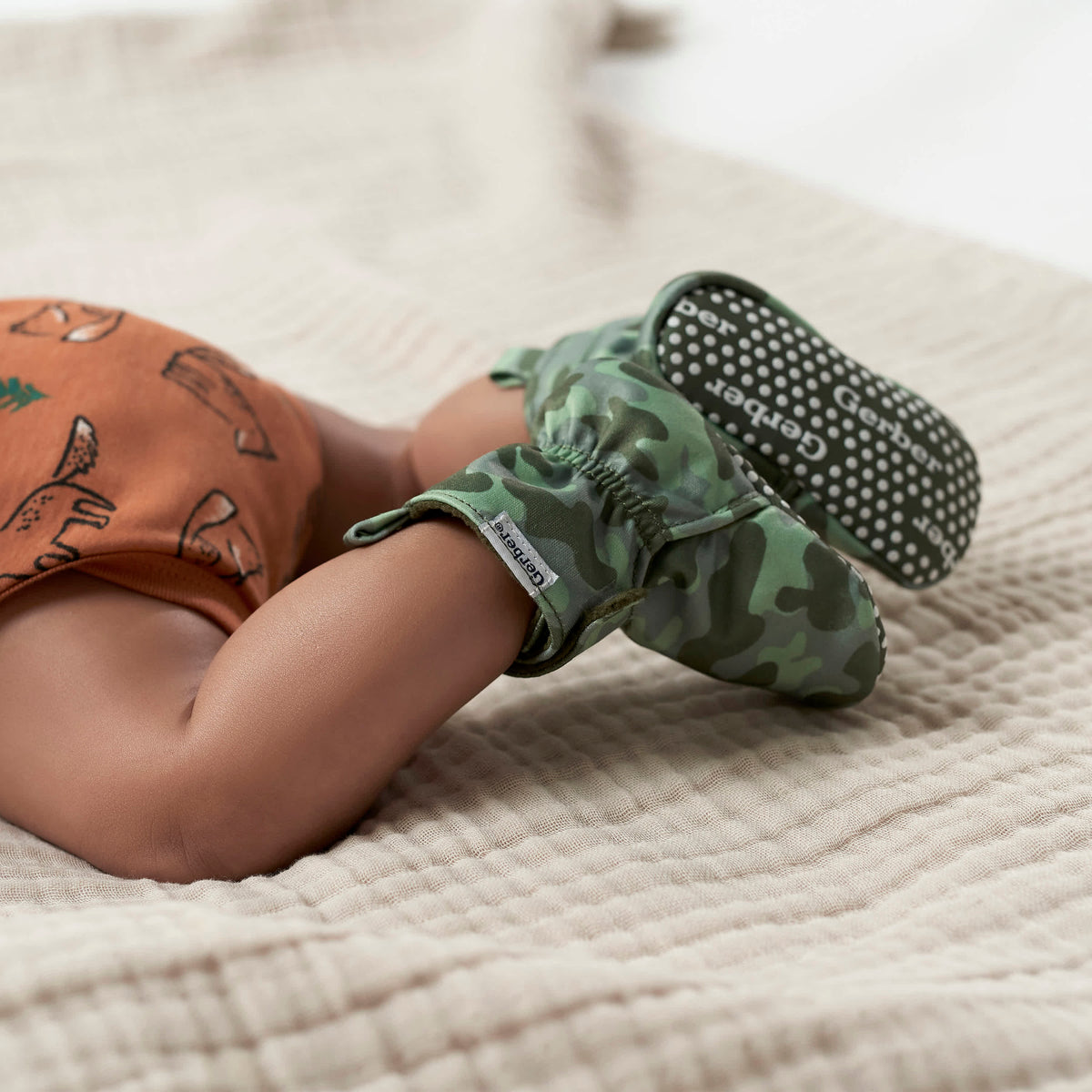Baby Boys Green Camo Soft Booties, view 3